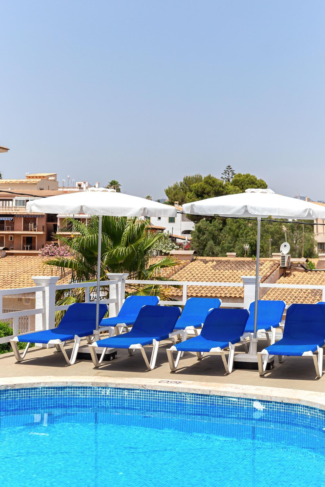 Hostal Residencia San Francisco Portocolom  Luaran gambar