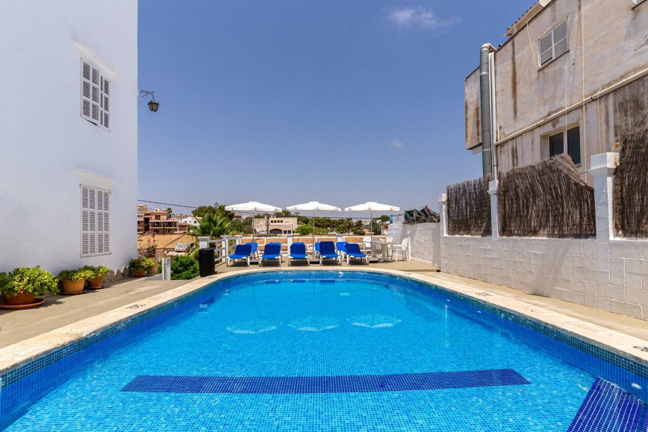 Hostal Residencia San Francisco Portocolom  Luaran gambar