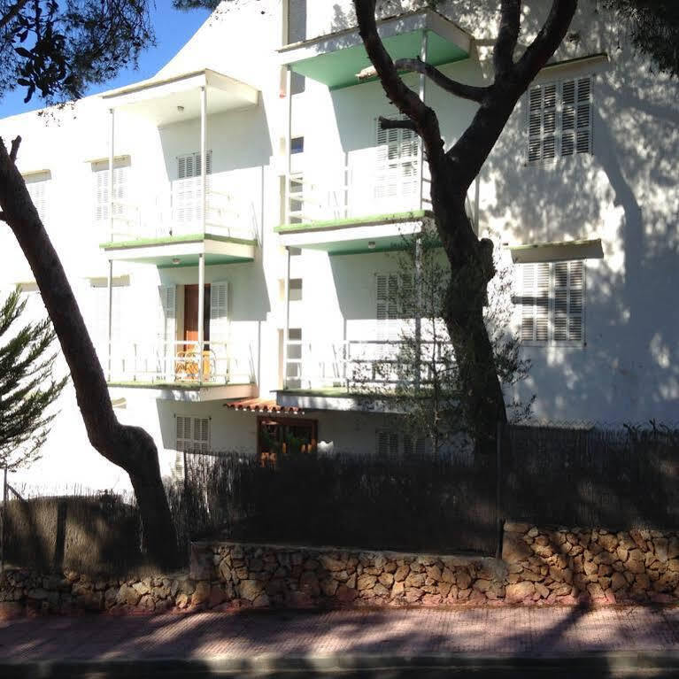 Hostal Residencia San Francisco Portocolom  Luaran gambar